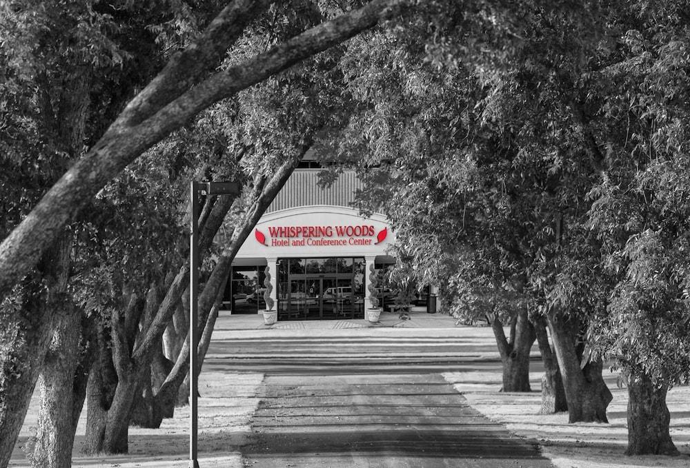 Historic Whispering Woods Hotel & Conference Center Olive Branch Exteriör bild
